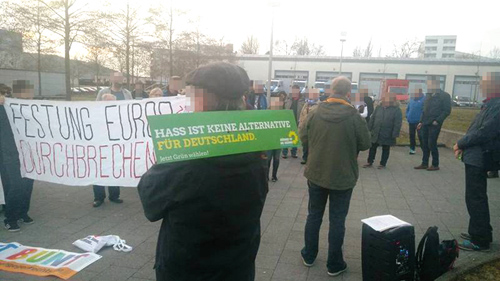 Protest aus unterschiedlichen politischen Spektren gegen den AfD-Bürgerdialog am 14. März 2017 in Meiningen