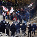 Demonstrators of the "No Tav" (No to Hig