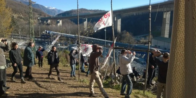 Lupi in Clarea, tra la contestazione no tav e le solite baggianate
