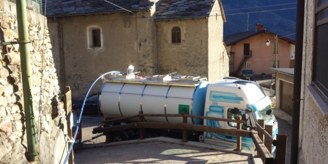 Autobotti alla Ramat, scarseggia l’acqua nella frazione di Chiomonte